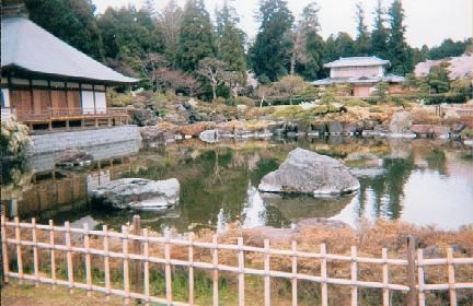 brightmirrorpond3b.jpg